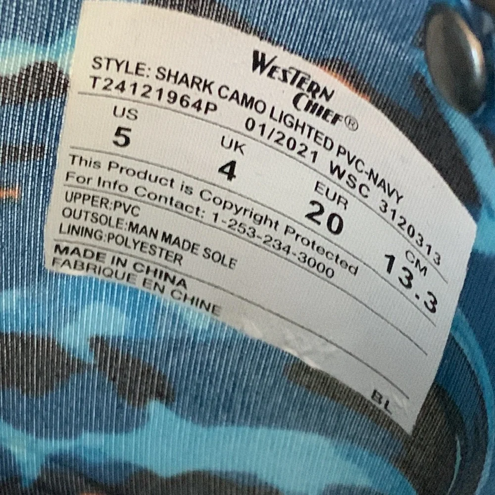Western Chief Kids Shark Camo Light Up Rain Boots